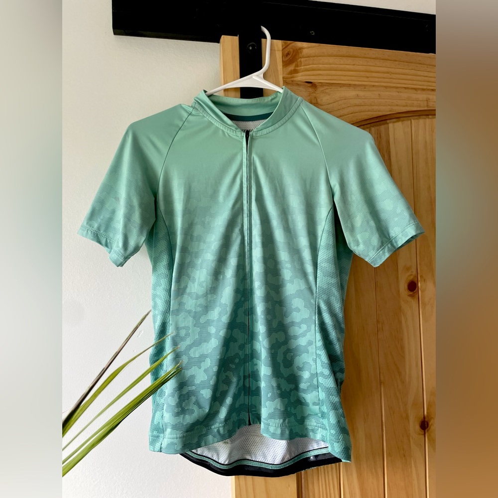 Specialized Jersey. Womens small.